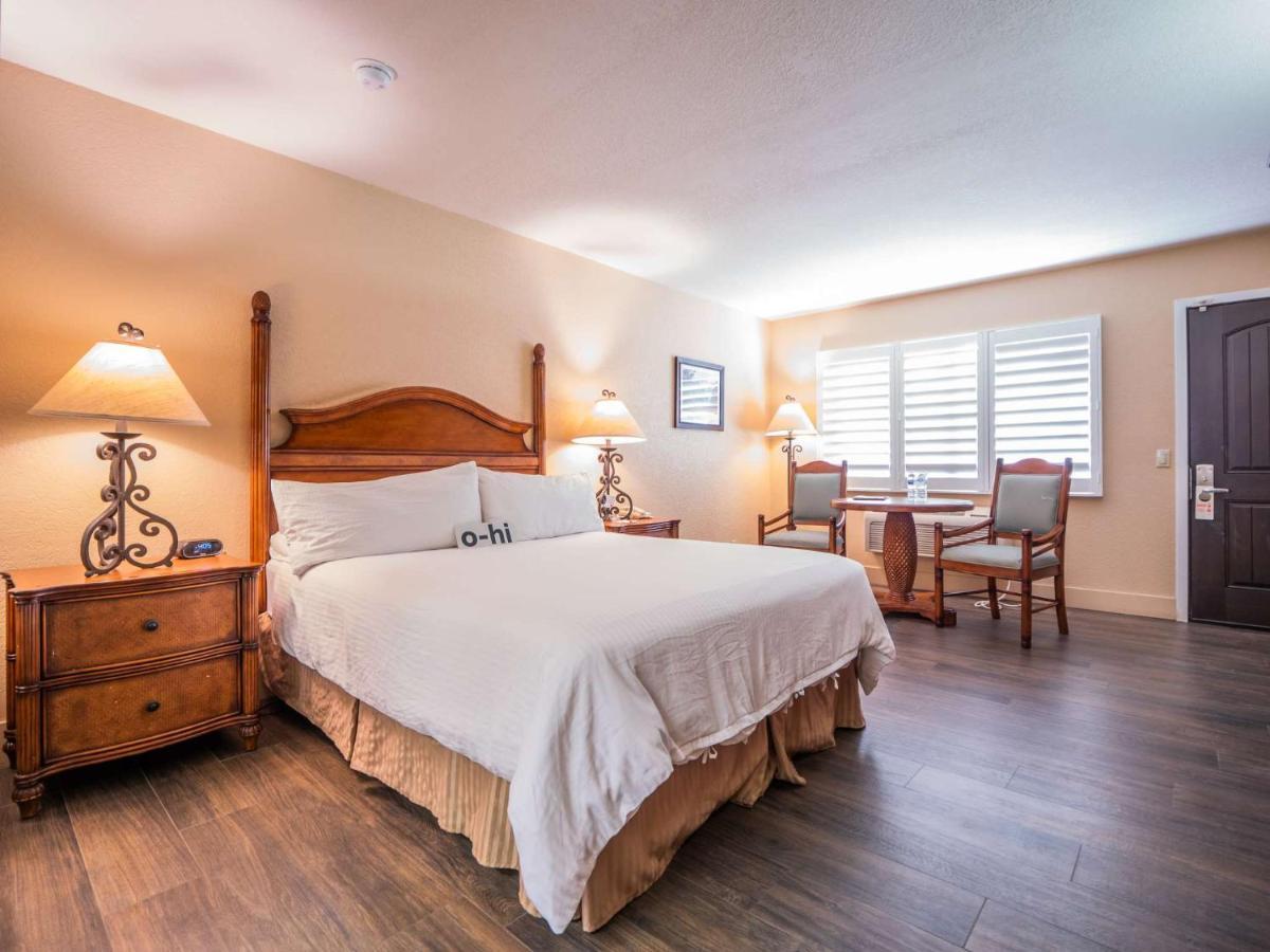 Casa Hotel